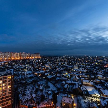 Luxury Apartment, Dniprovska Embankment26, Sokorki Kiev Exterior foto